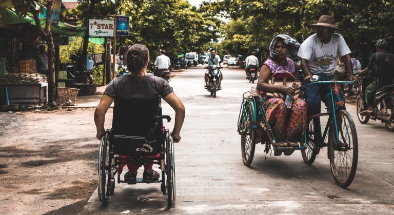 A la découverte du monde en fauteuil roulant